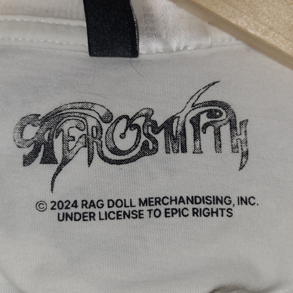 Aerosmith Summer Tour 1985 T-Shirt 2024 Rag Doll Merch Size LG - Picture 7 of 9